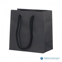 Papieren draagtassen - Zwart Mat - Luxe - Katoenen koord - Zijaanzicht voor