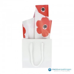 Zijdepapier - Bloemen - Rood op wit - Toepassingsfoto