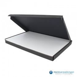 Brievenbusdozen - Maximaal formaat - Zwart mat (voor Luxe Magneet Brievenbusdoos) Toepassingsfoto