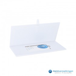 Giftcard Verpakking Met Magneet - Wit Mat - Premium - Schuinaanzicht