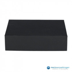 Geschenkdoos met deksel - Zwart Mat - A5 - Luxe - Vooraanzicht dicht