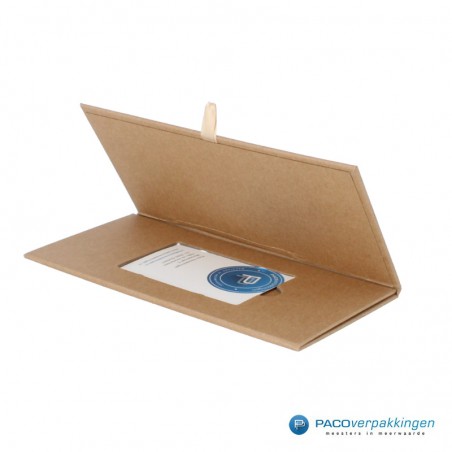 Ambient Arthur Conan Doyle spoelen Giftcard Verpakking Met Magneet - Naturel Kraft - Premium- 19.5x9.5x0.5 cm  | Paco Verpakkingen