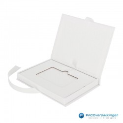 Magneetdoos Giftcard - Wit Mat (Toscana) - Inlay karton - Zijaanzicht open - zonder kaart