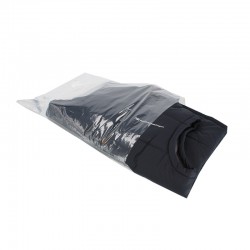 LDPE zakken met kleefstrip - A2 - Transparant - Recycle - Toepassingsfoto